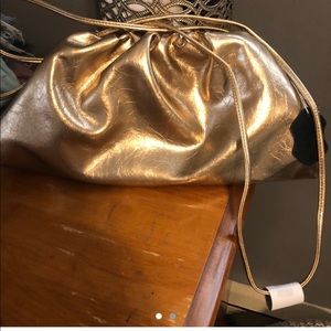 Gold clutch